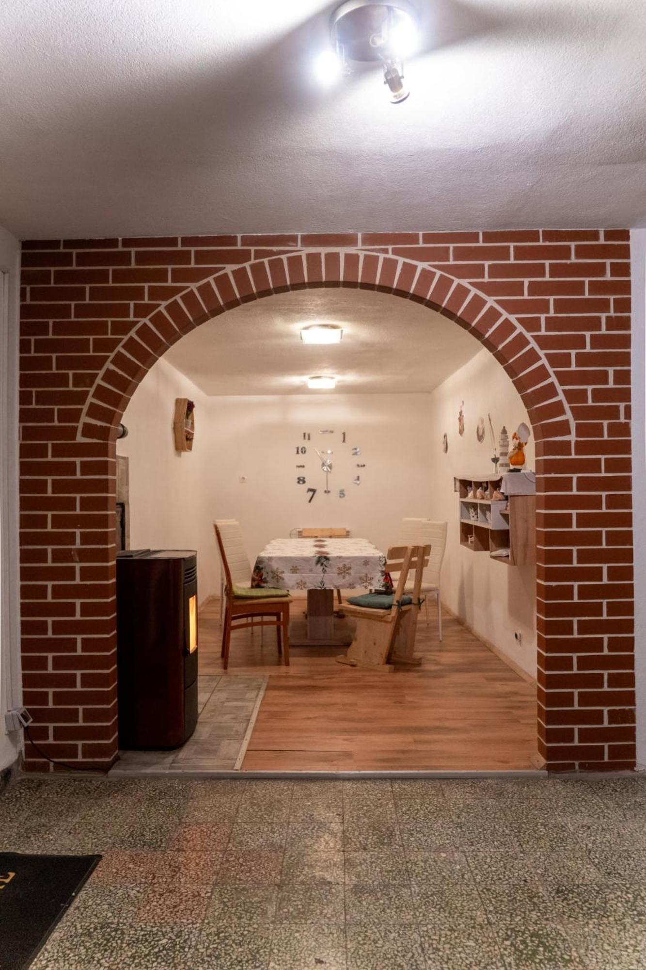 Sigma House Pansiyon Mojstrana Dış mekan fotoğraf